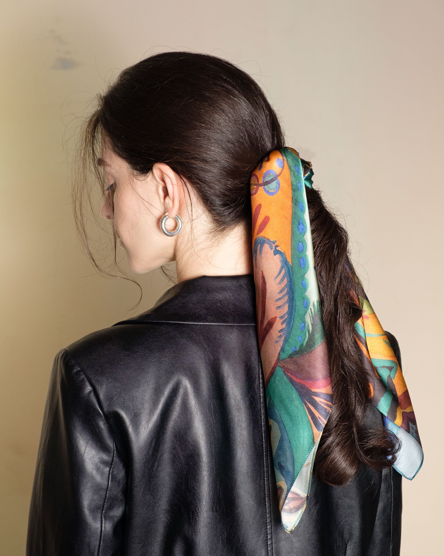 Scarf "Doves"